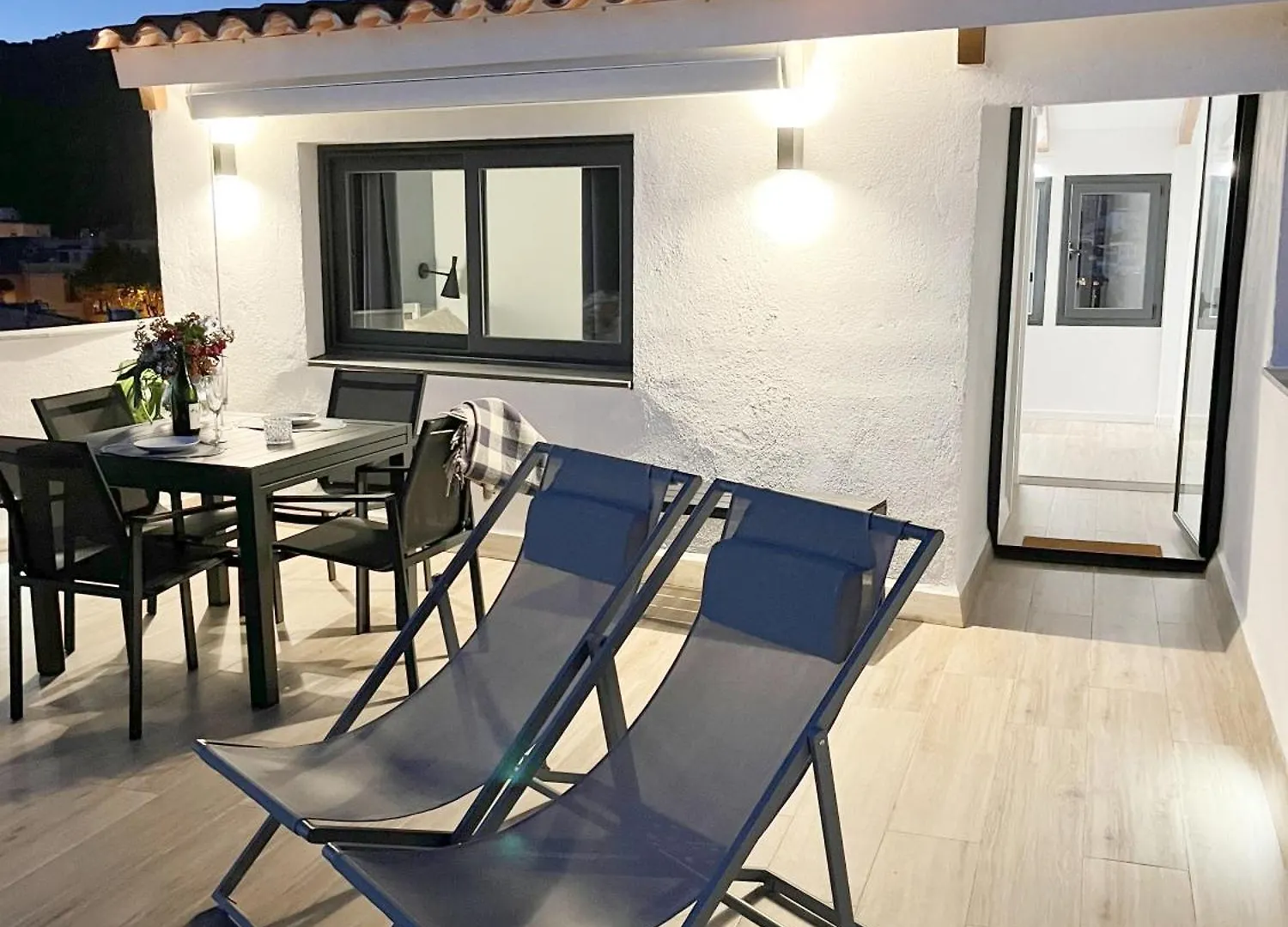 Ses Voltes Boutique Home Sea And Sky Vilassar De Dalt 0*,  スペイン